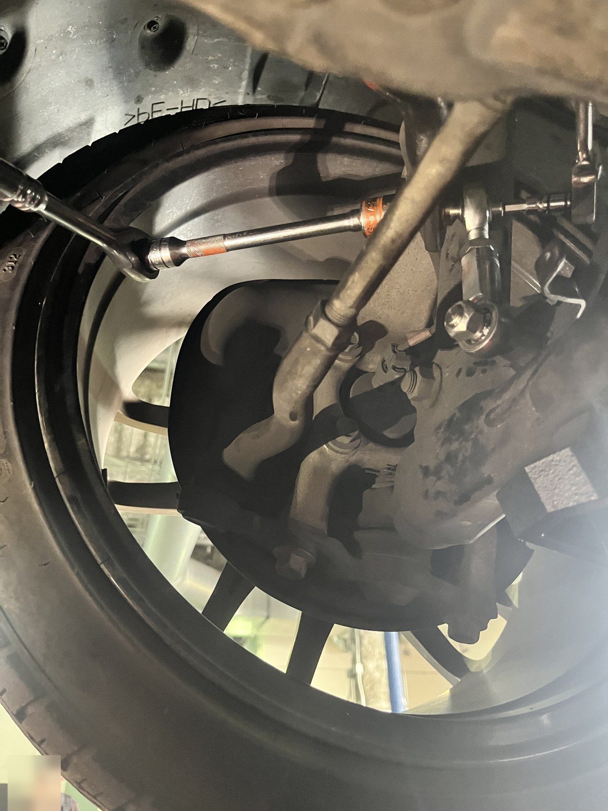 Installing the front end links