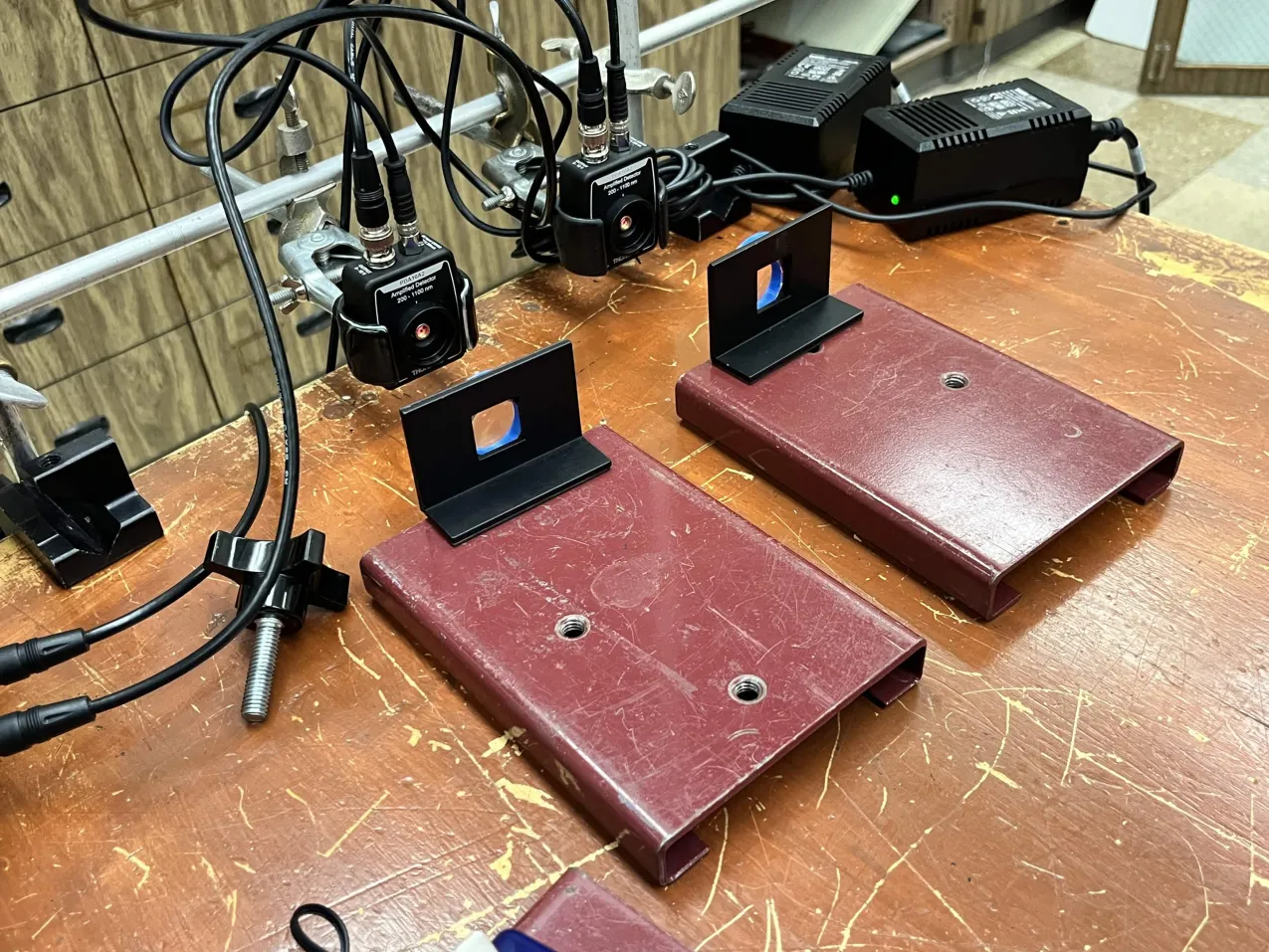 Mounts installed on the optical setup